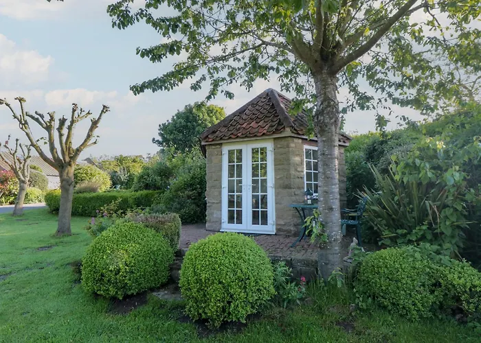 Dom wakacyjny Garden *